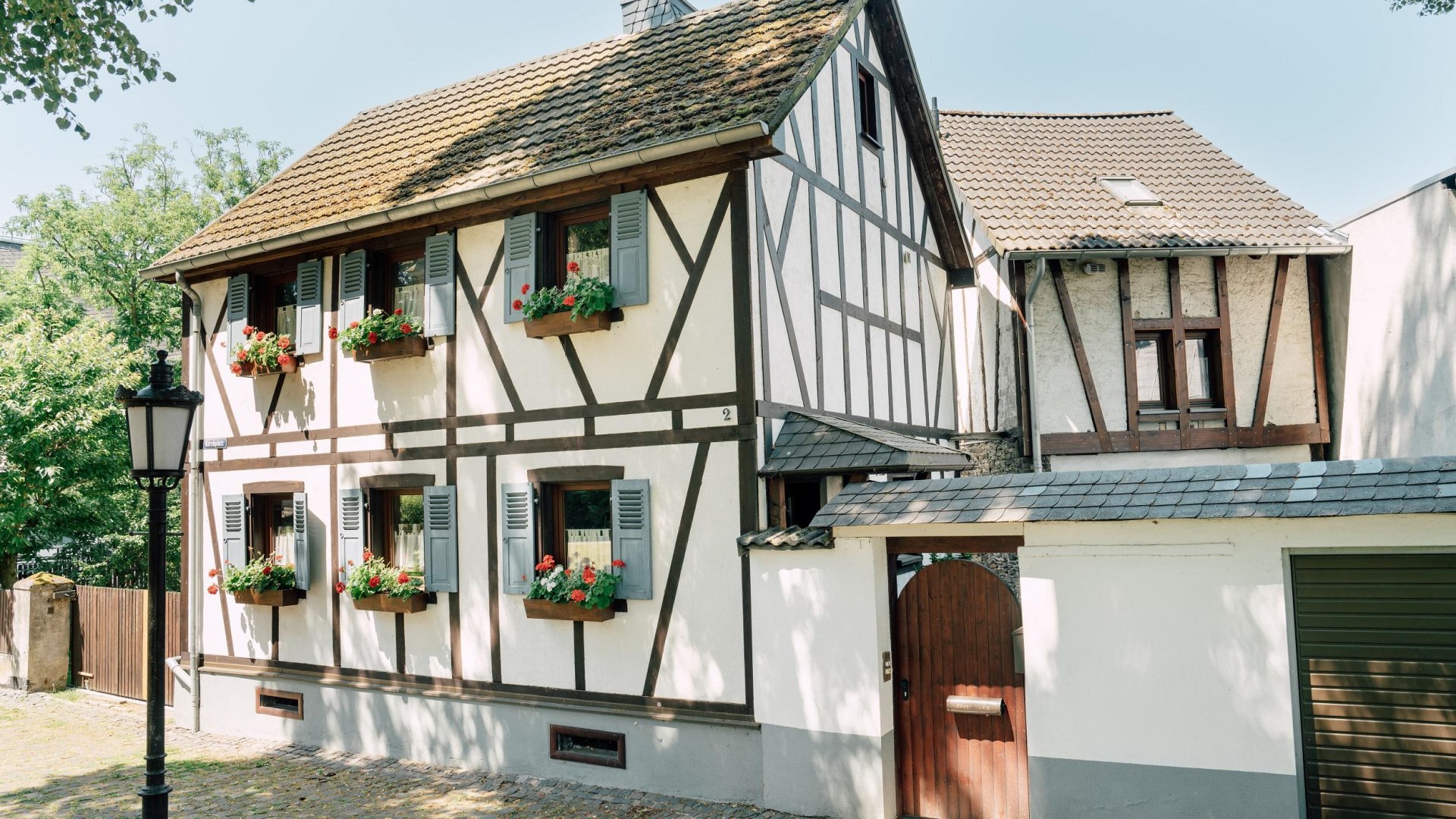 eines von vielen Fachwerkh&auml;usern | &copy; Zimpfer_Photography