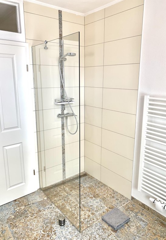 Bad 2 | &copy; Jesse Foerster