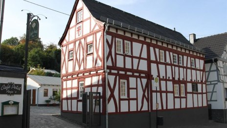 Caf&egrave; Petit | &copy; VG Wei&szlig;enthurm