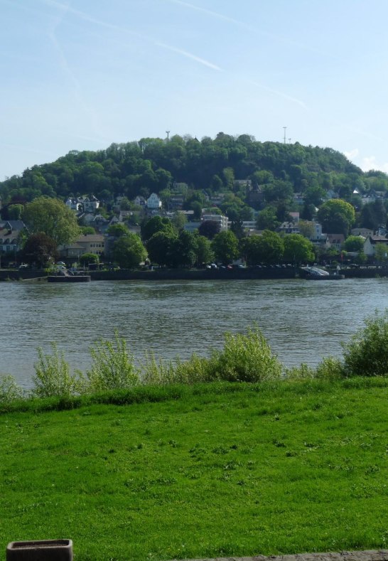 Blick auf den Rhein | &copy; Astrid Adams