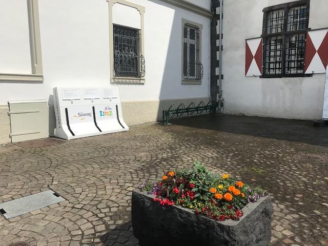 E-Bike-Ladestation Marktplatz | &copy; Tourist-Information Linz am Rhein