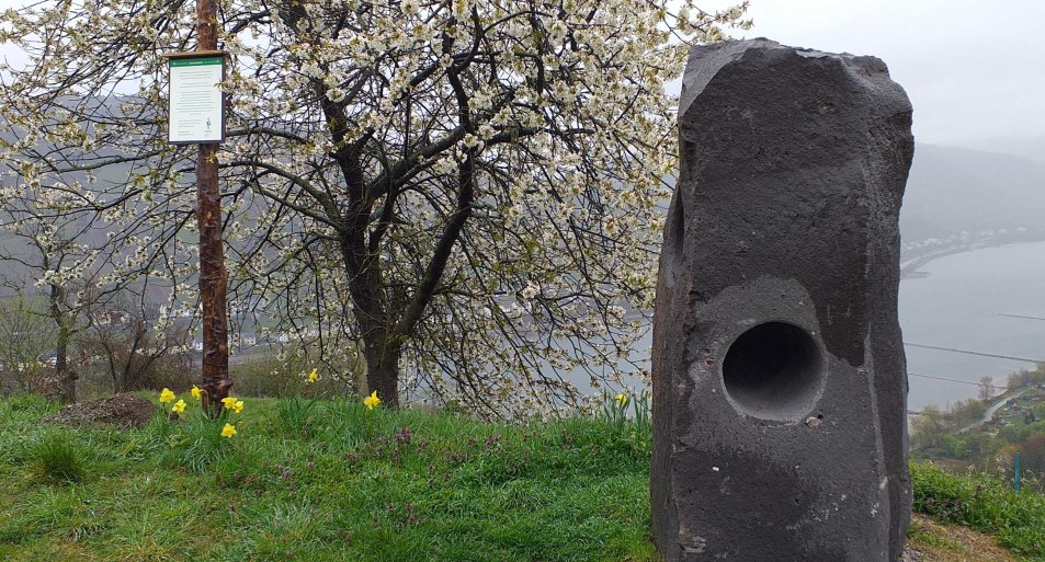 Summstein_2 | © Beate Lieber Summstein_2 | © Beate Lieber