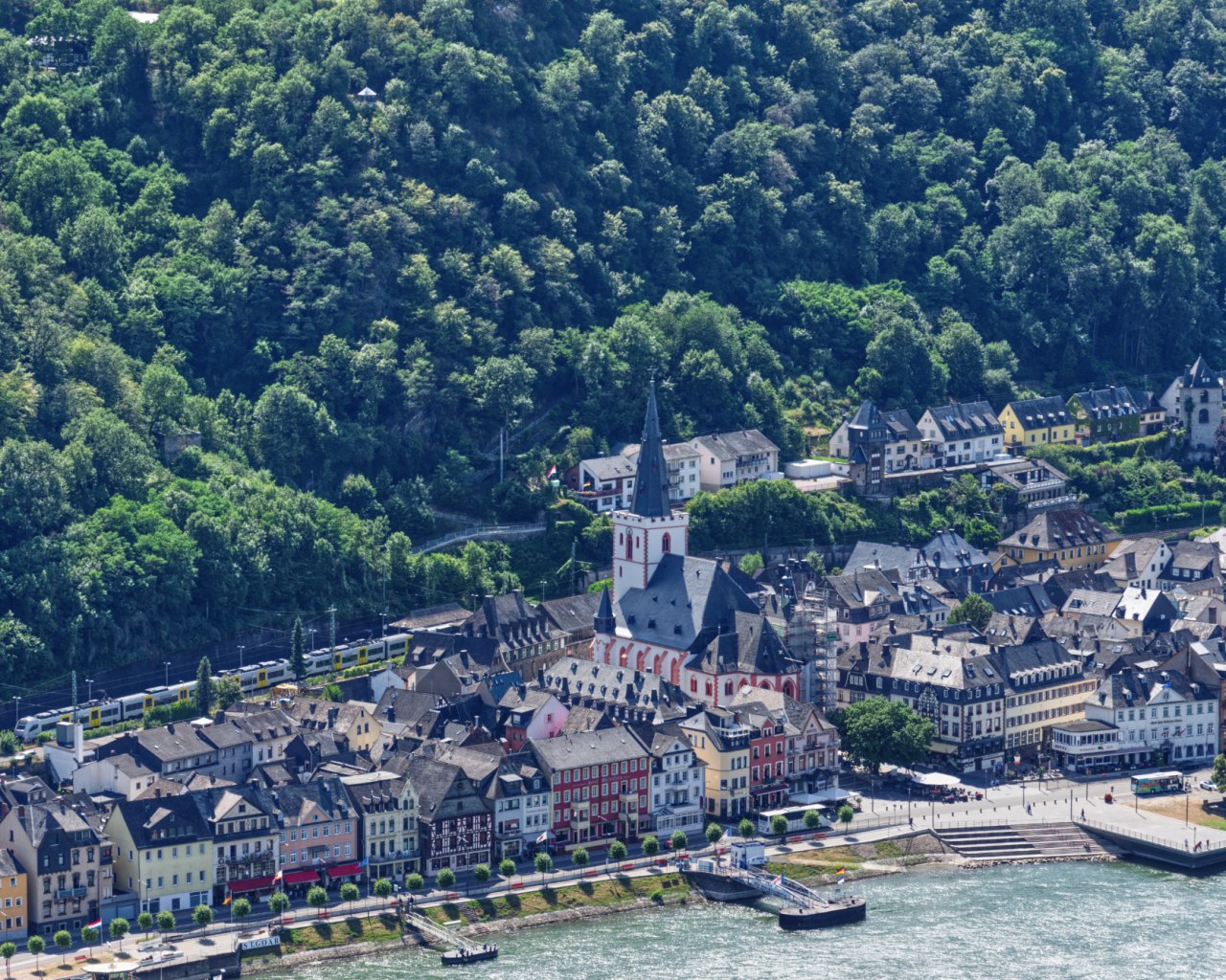 St. Goar aus der Vogelperspektive | © rheingucken.de St. Goar aus der Vogelperspektive | © rheingucken.de