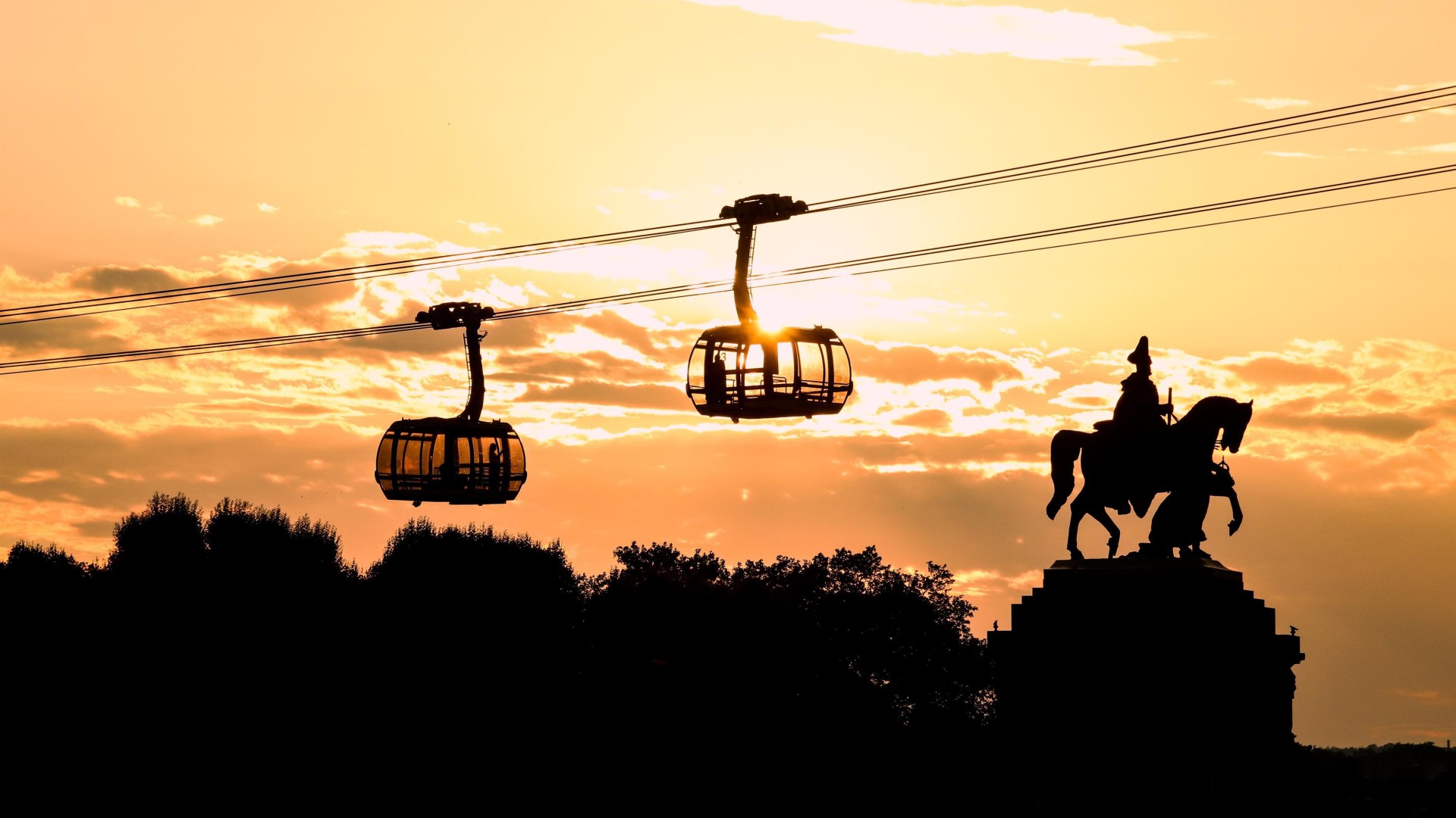 Seilbahn im Sonnenuntergang | © Koblenz-Touristik GmbH / Johannes Bruchhof Seilbahn im Sonnenuntergang | © Koblenz-Touristik GmbH / Johannes Bruchhof