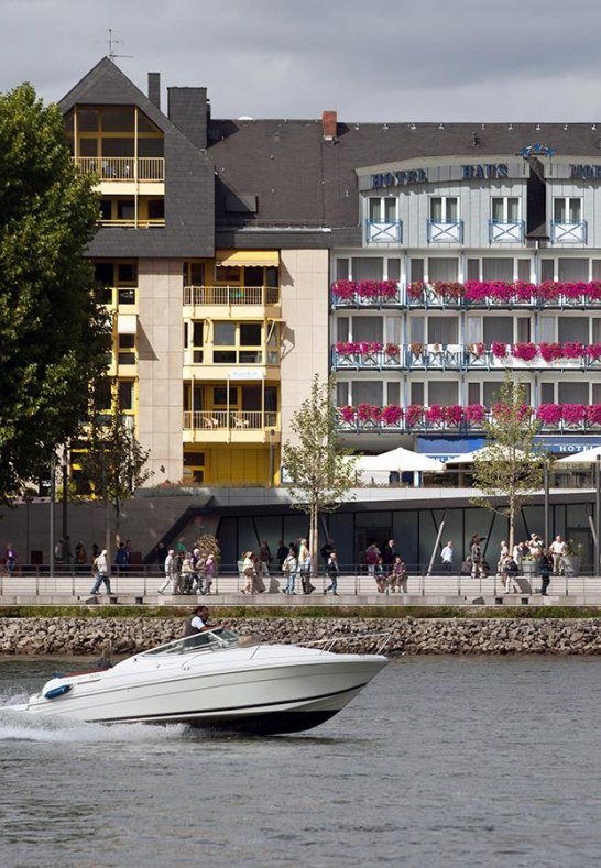 Morjan_Au&szlig;en_boot | &copy; Hotel Morjan