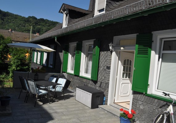 Eingang_Terrasse | &copy; Eheleute Kirdorf