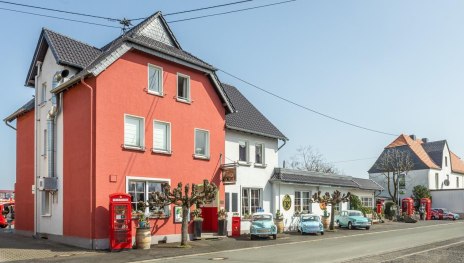 Hood 1 | &copy; Erik Spilles