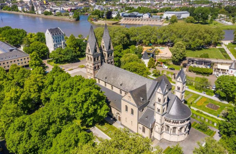 St. kastor Luftbild | © Koblenz-Touristik GmbH / Dominik Ketz St. kastor Luftbild | © Koblenz-Touristik GmbH / Dominik Ketz