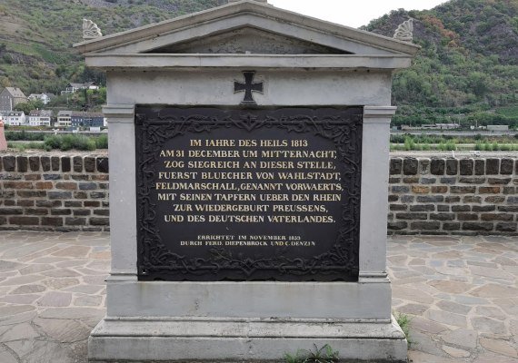 Bl&uuml;cher_vorne | &copy; Sabine Pilger