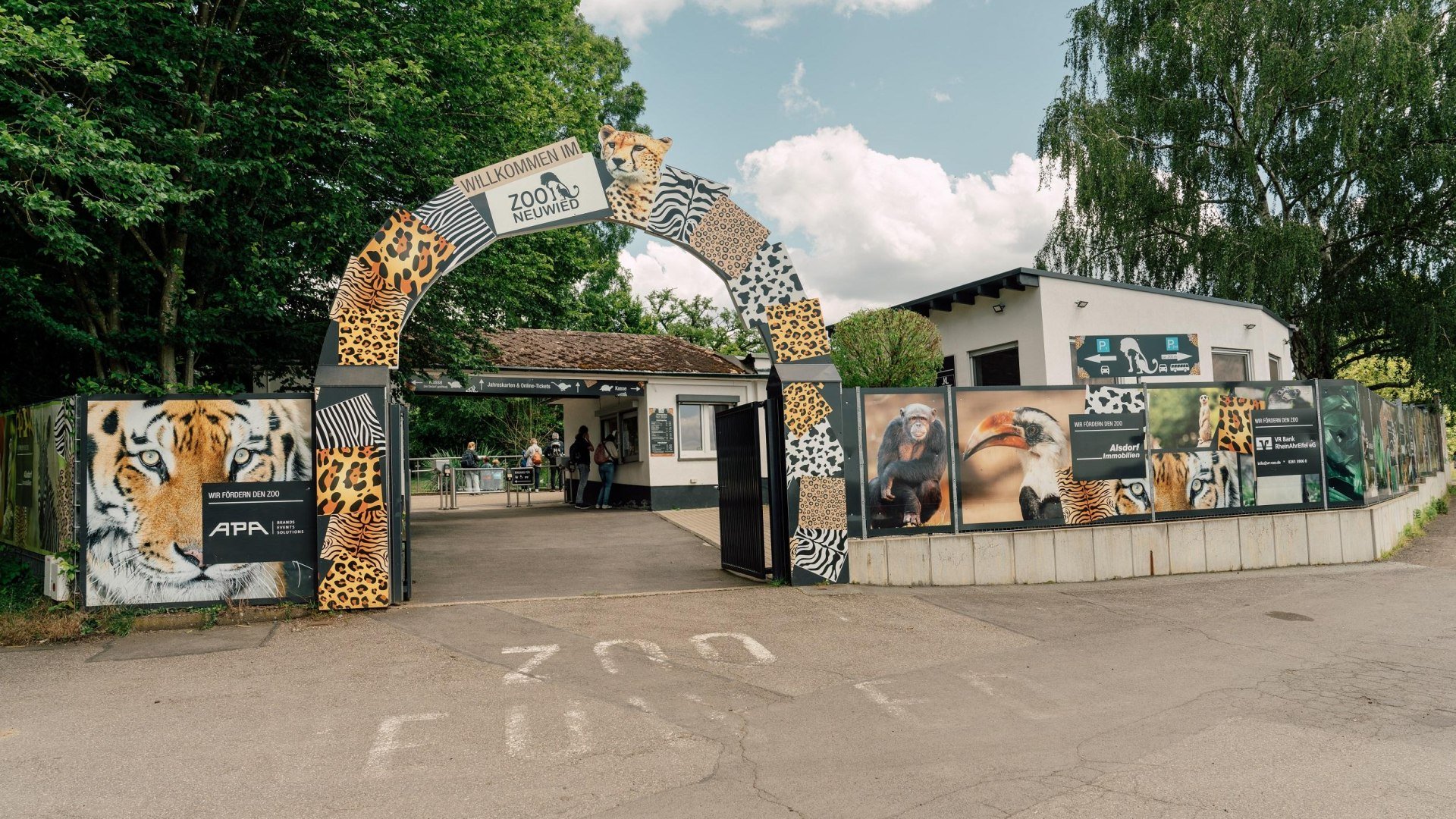 Eingang zum Zoo | © Zimpfer_Photography Eingang zum Zoo | © Zimpfer_Photography