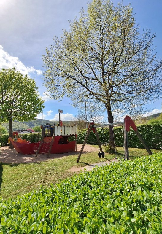 Familiensch&auml;ferwagen am Spielplatz | &copy; Koblenz-Touristik GmbH, J. Assenmacher