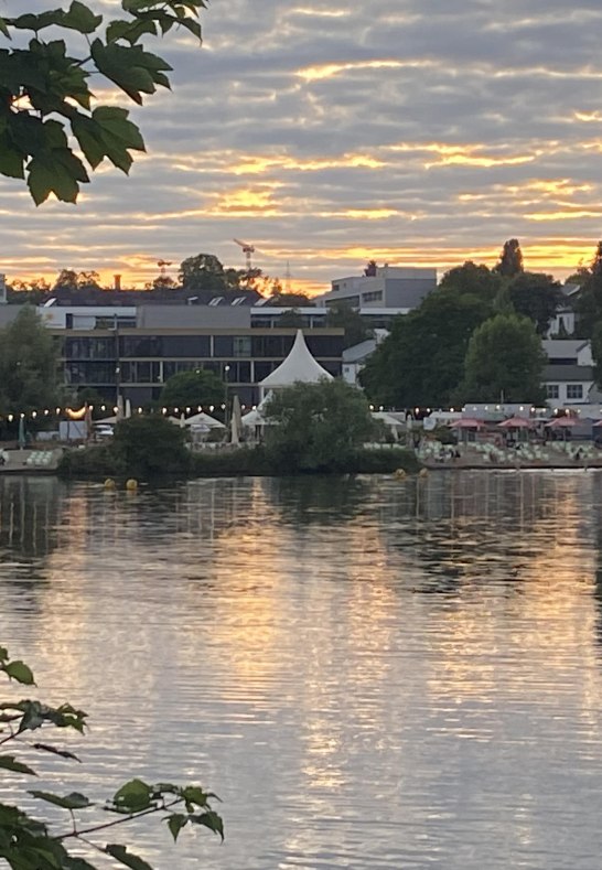 Moselchalet Koblenz Blick auf Stattstrand Mosel | &copy; Stefanie K&auml;fer