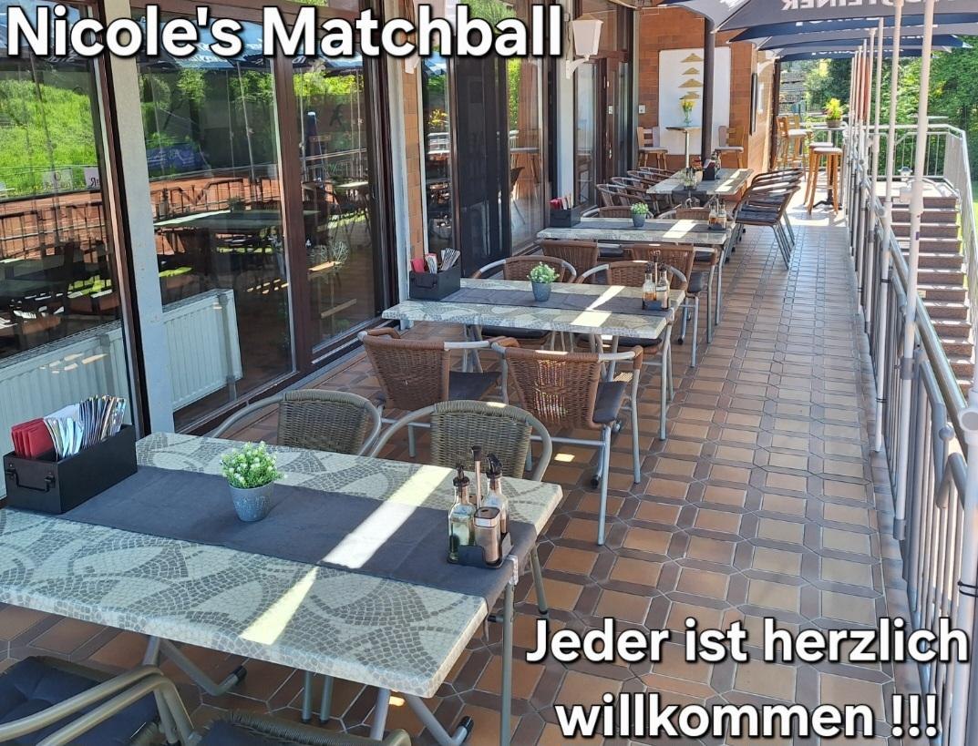 Nicole&acute;s Matchball | &copy; Andi Neumann