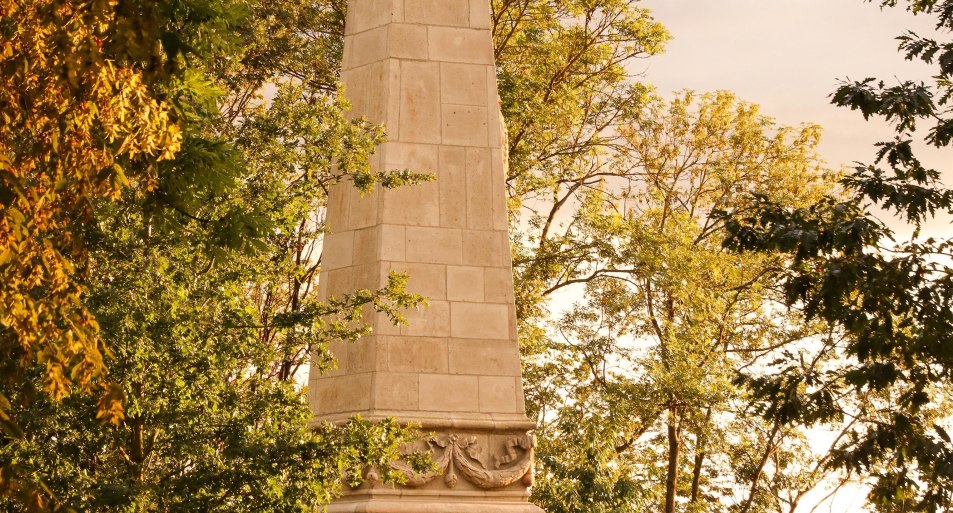 Obelisk auf dem Asterstein | © Koblenz-Touristik GmbH / Johannes Bruchhof Obelisk auf dem Asterstein | © Koblenz-Touristik GmbH / Johannes Bruchhof