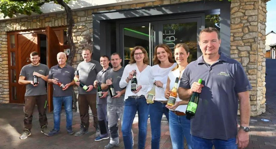 Weingut Ernst* | &copy; Weingut Ernst