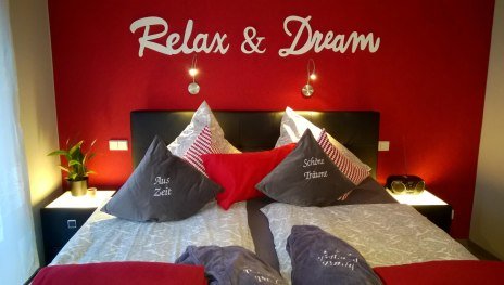 Relax & Dream Boxspringbett | © Petra Erbar Relax & Dream Boxspringbett | © Petra Erbar