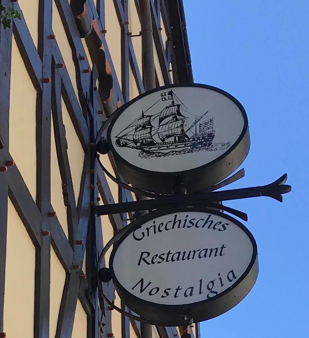 Au&szlig;en | &copy; Restaurant Nostalgia