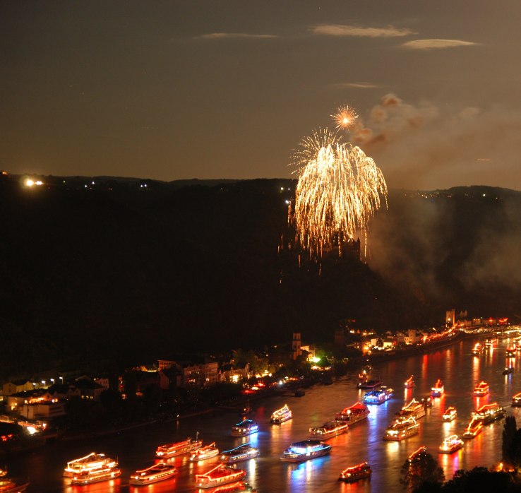 Rhein in Flammen in St. Goar und St. Goarshausen | &copy; Isa Steinh&auml;user