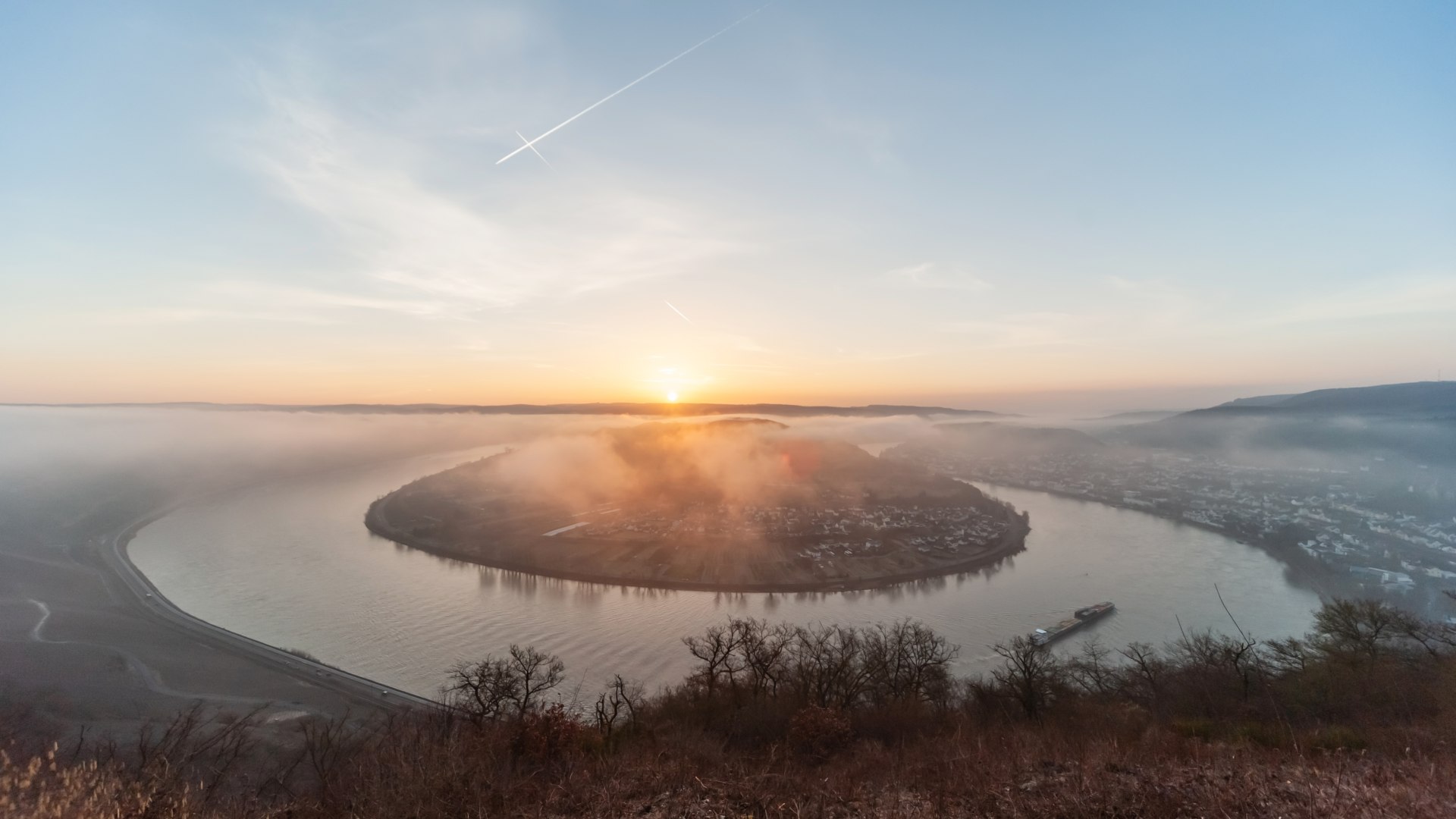 Blick auf die Rheinschleife bei Filsen im Winter | © Andreas Pacek