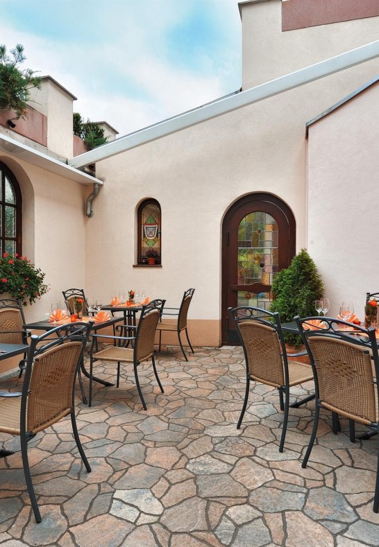 Ansicht Innenhof | &copy; Hotel Altdeutsche Weinstube R&uuml;desheim