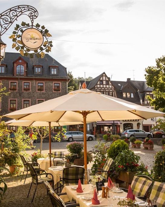 Terrace of Hotel Weinhaus Weiler Oberwesel | &copy; Weinhaus Weiler