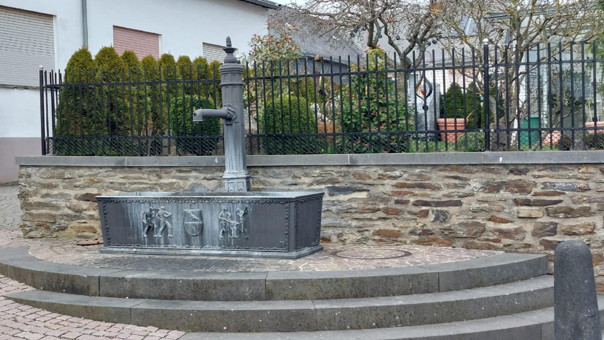 Dorfbrunnen | &copy; C. Vogt