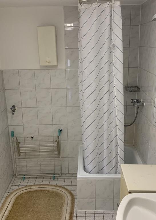 Bad | &copy; Mando Cavlovic