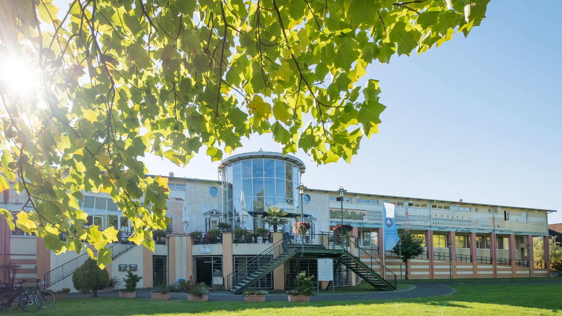 Außenansicht Therme | © Andreas Pacek/Romantischer Rhein Tourismus GmbH Außenansicht Therme | © Andreas Pacek/Romantischer Rhein Tourismus GmbH