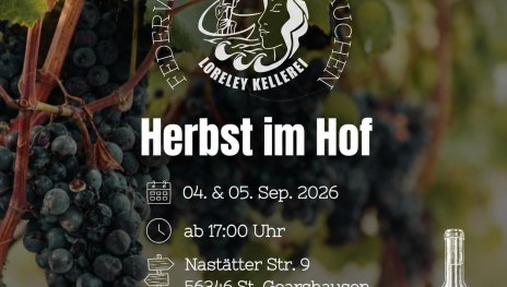 Herbst im Hof | &copy; Loreley Kellerei Leonhard