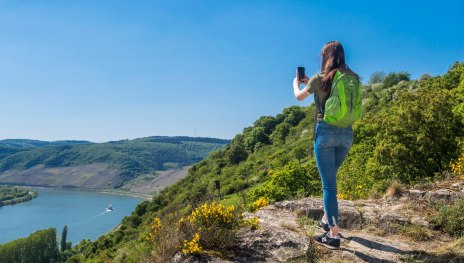 Aussichtspunkt BlickinsTal | © Klaus-Peter Kappest, Traumpfade im Rhein-Mosel-Eifel-Land Aussichtspunkt BlickinsTal | © Klaus-Peter Kappest, Traumpfade im Rhein-Mosel-Eifel-Land