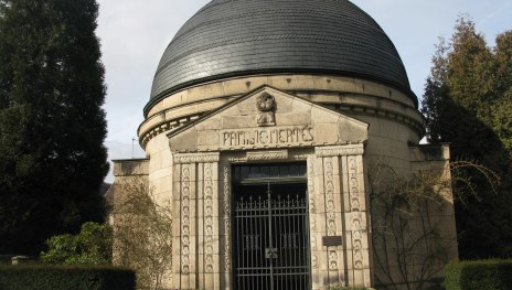 Mausoleum im Jugendstil | © Tourist-Information Bad Breisig Mausoleum im Jugendstil | © Tourist-Information Bad Breisig
