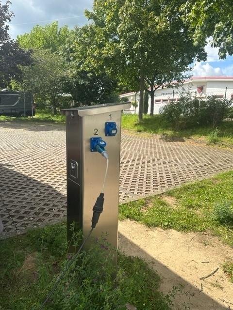 Lades&auml;ule Oestrich | &copy; RTKT