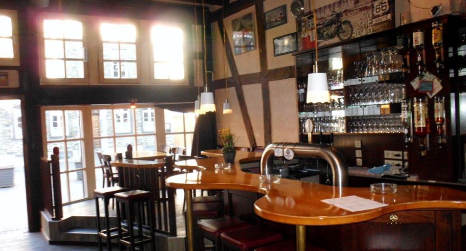 Tresen | © TI Erlebnis Rheinbogen Tresen | © TI Erlebnis Rheinbogen