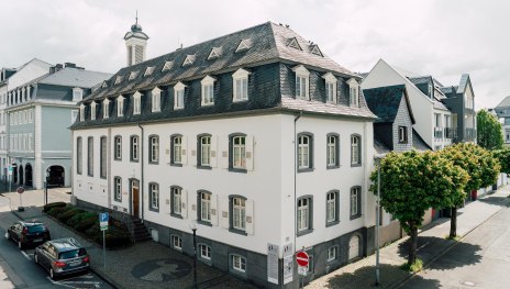 Blick vom Deich auf die STADGALERIE | © Zimpfer_Photography Blick vom Deich auf die STADGALERIE | © Zimpfer_Photography