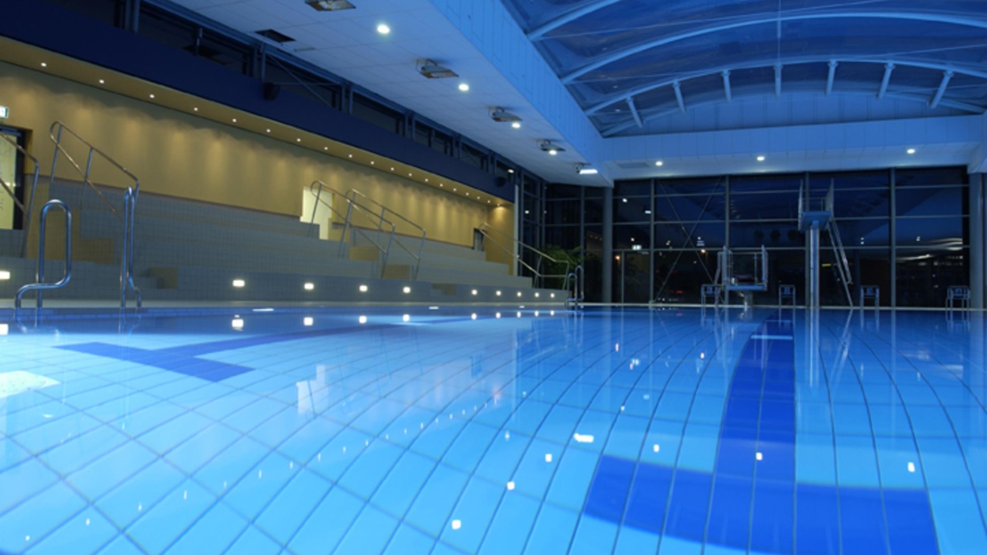 Schwimmbecken/ | &copy; Regionalbad Bingen-Ingelheim GmbH