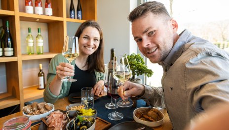 Vinothek Detail | &copy; Rheinhessen Touristik &copy; Dominik Ketz