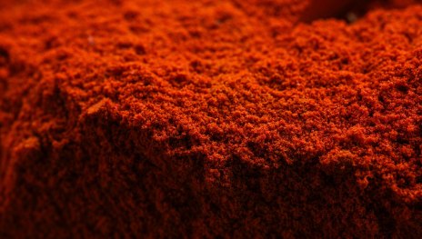 rotes Pulver | &copy; Unsplash/Engin Akyurt
