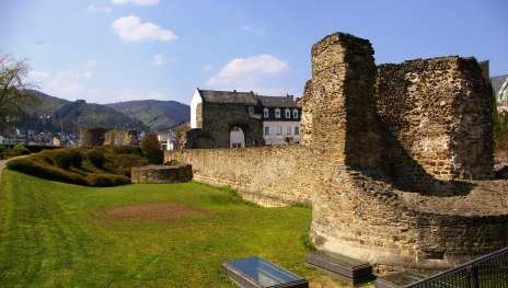 &copy; Tourist Information Boppard