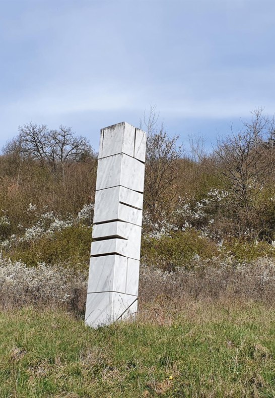 Schriftsäule | © T. Biersch Schriftsäule | © T. Biersch