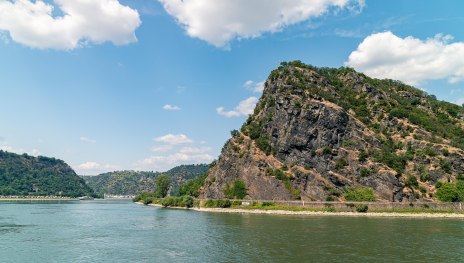 Loreleyfelsen bei St. Goarshausen Loreleyfelsen bei St. Goarshausen