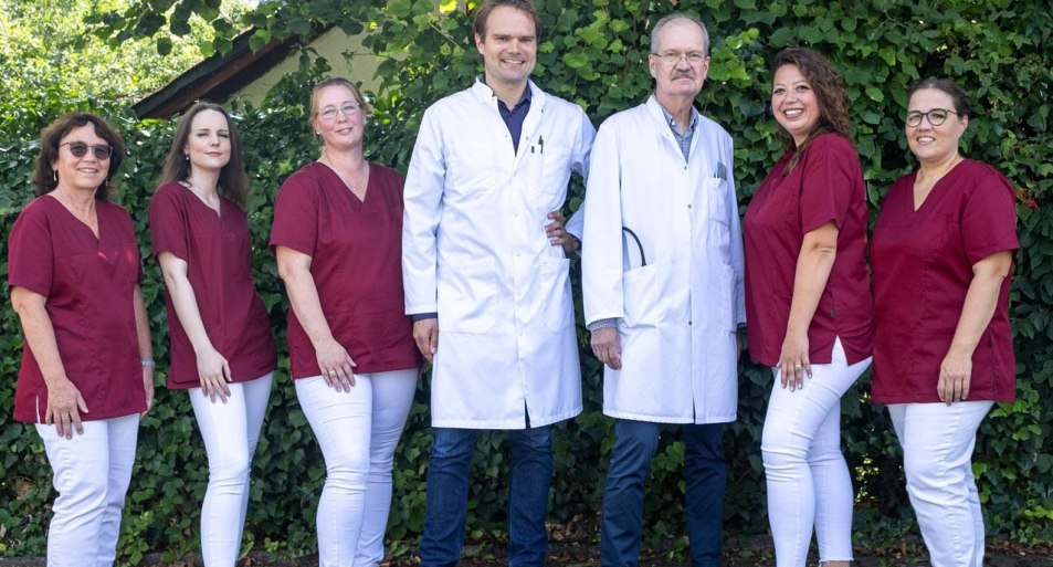 Gruppenbild | © Dr. Schmitz Gruppenbild | © Dr. Schmitz