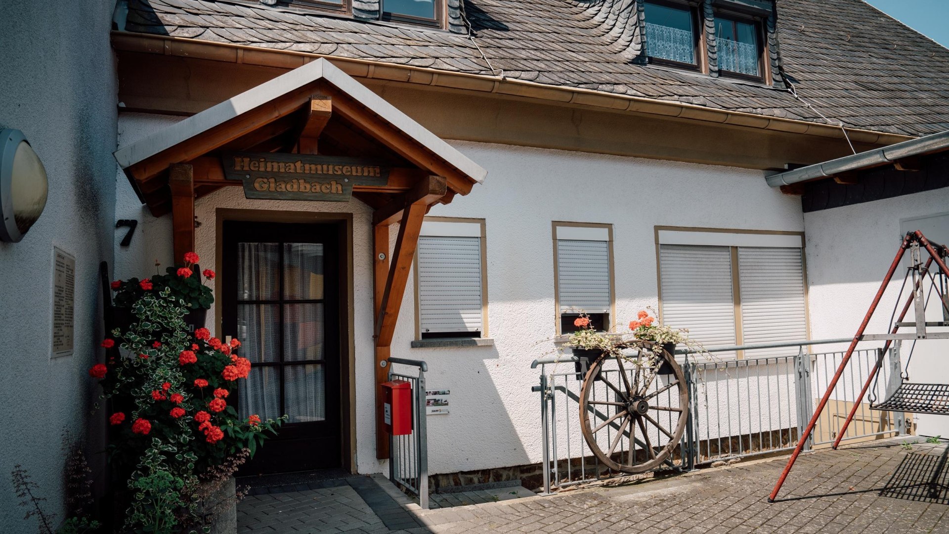 Eingang des Dorfmuseums | © Zimpfer_Photography Eingang des Dorfmuseums | © Zimpfer_Photography