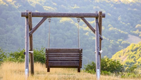 Schaukel Rückansicht | © TI Oberwesel Schaukel Rückansicht | © TI Oberwesel