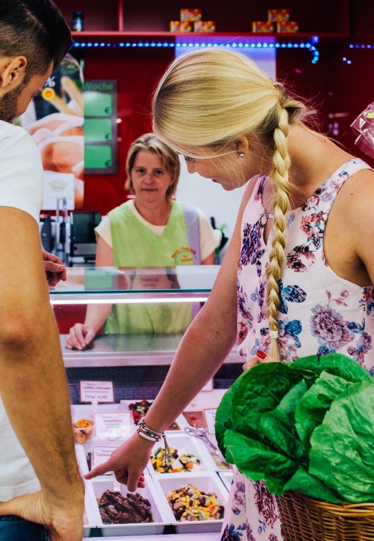 Shopping 2 | &copy; Frank Metzemacher, Lichtreim Photography