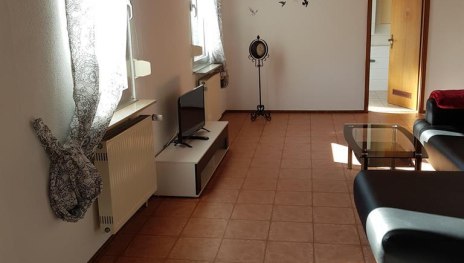 Wohnzimmer Fensterseite | © Leistungsträger Müller Wohnzimmer Fensterseite | © Leistungsträger Müller