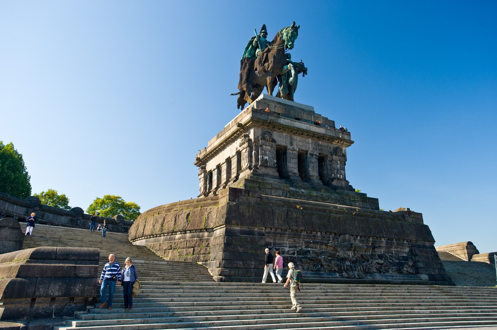 Kaiser Wilhelm monument at the Deutsches Eck in Koblenz | © Dominik Ketz / Rheinland-Pfalz Tourismus GmbH Kaiser Wilhelm monument at the Deutsches Eck in Koblenz | © Dominik Ketz / Rheinland-Pfalz Tourismus GmbH