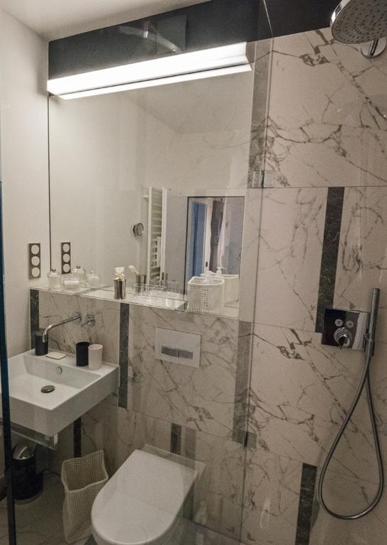 FeWo Rheinhoehe-Andernach - Bad | &copy; 2026Vukoja