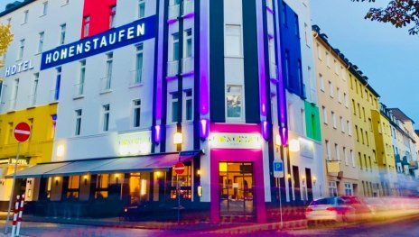 Außenansicht Tag | © Hotel Hohenstaufen Außenansicht Tag | © Hotel Hohenstaufen