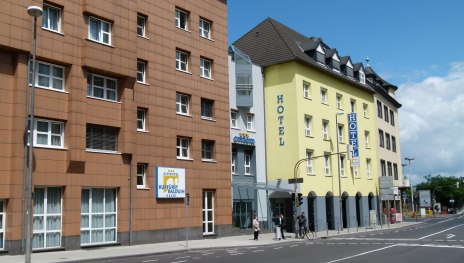 Hotel-Au&szlig;enansicht | &copy; City-Hotel Kurf&uuml;rst Balduin GmbH