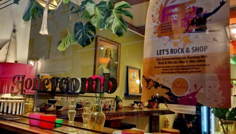 Honeycomb 1 | &copy; Anna & Eva T&ouml;rtlichkeiten GbR